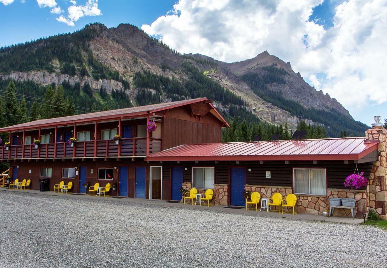 High Country Motel And Cabins Cooke City Exterior photo