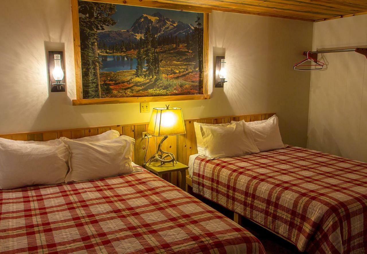 High Country Motel And Cabins Cooke City Exterior photo